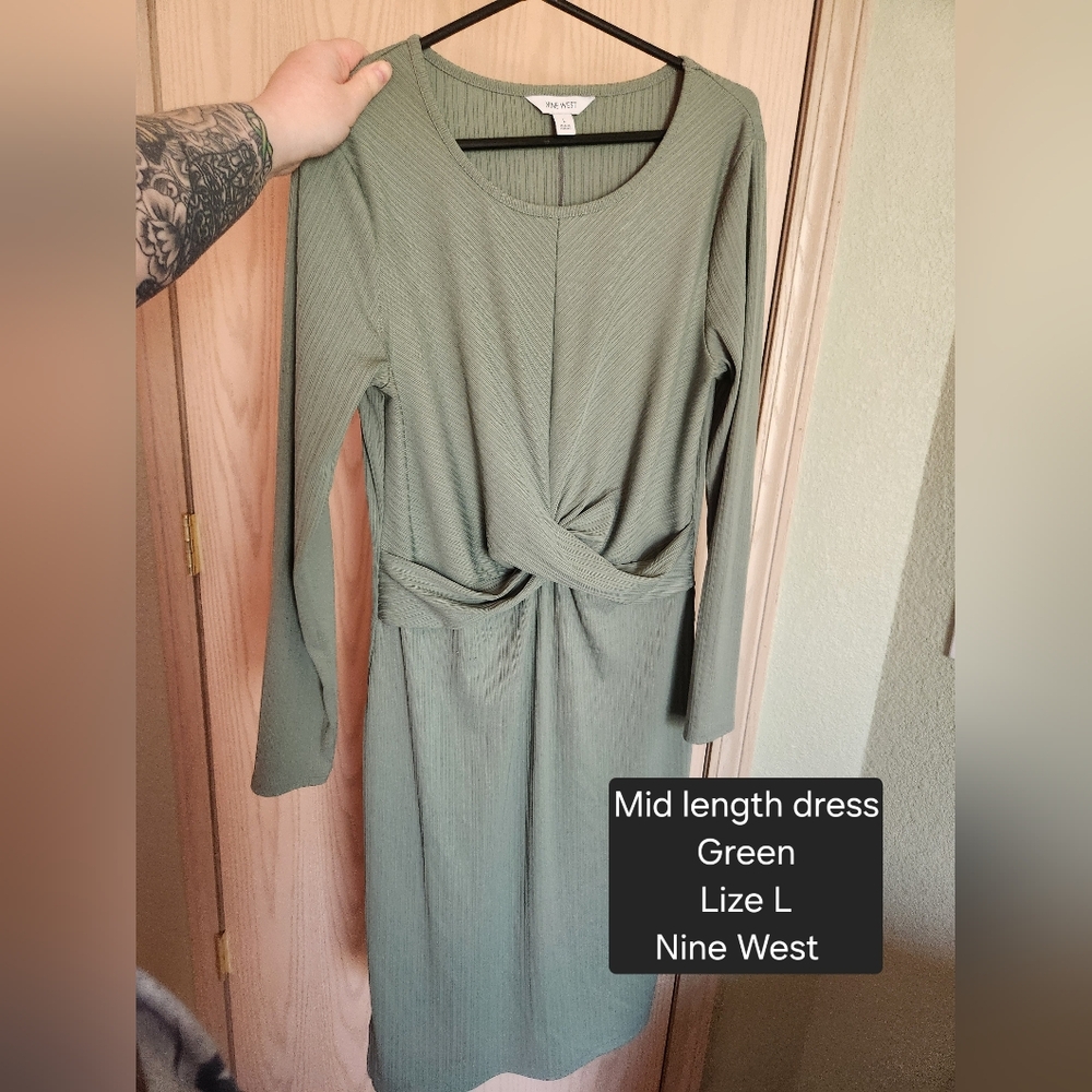 Nine West Green Mid-Length Dress
